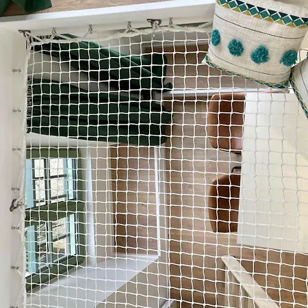 Au Calme Dans Le Quartier Historique Pour 4 Personnes Avec Espace Exterieur 아파트 *