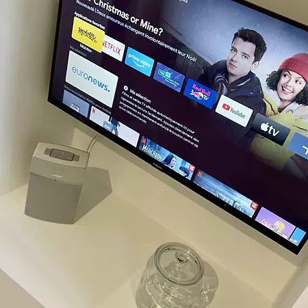 Au Calme Dans Le Quartier Historique Pour 4 Personnes Avec Espace Exterieur 아파트 *