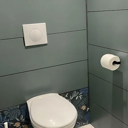 아파트 Au Calme Dans Le Quartier Historique Pour 4 Personnes Avec Espace Exterieur