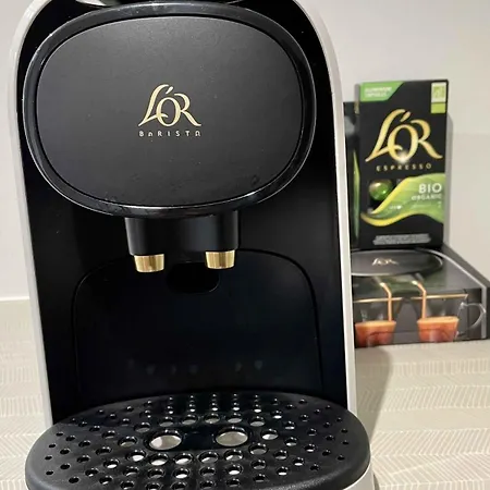 Au Calme Dans Le Quartier Historique Pour 4 Personnes Avec Espace Exterieur 포