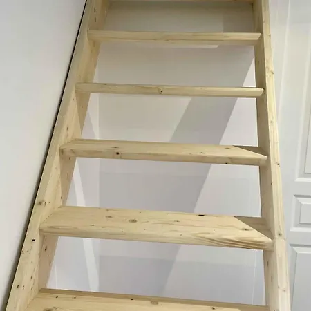 Au Calme Dans Le Quartier Historique Pour 4 Personnes Avec Espace Exterieur 아파트