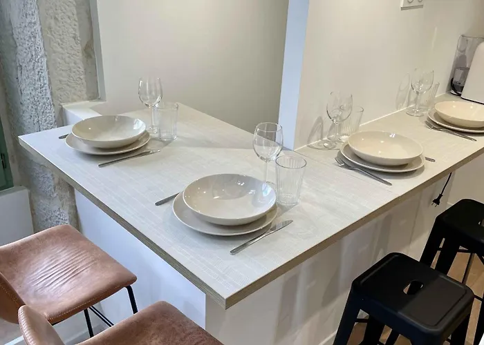 Apartamento Au Calme Dans Le Quartier Historique Pour 4 Personnes Avec Espace Exterieur *