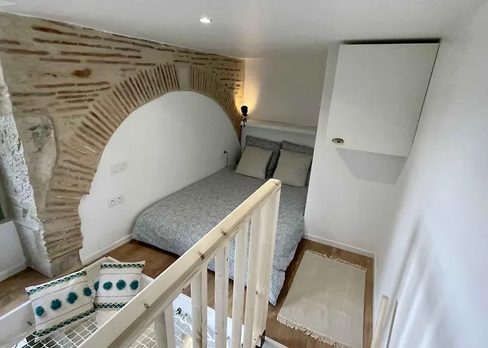 Au Calme Dans Le Quartier Historique Pour 4 Personnes Avec Espace Exterieur Apartamento Pau