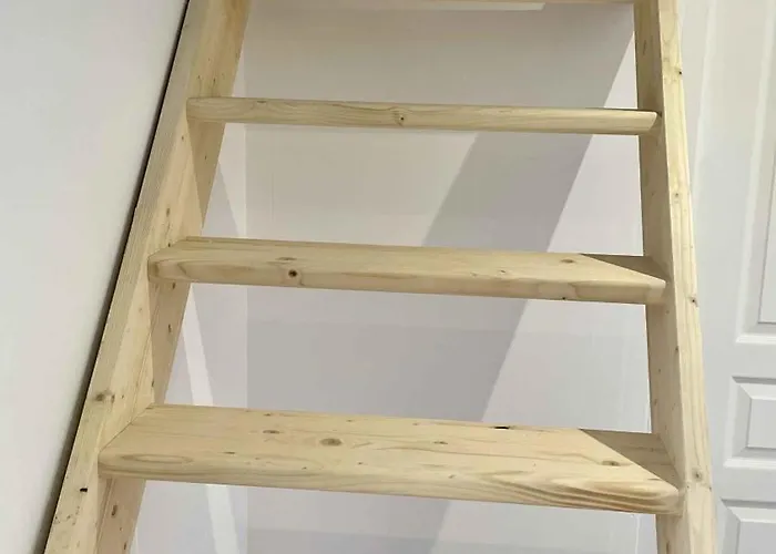 Au Calme Dans Le Quartier Historique Pour 4 Personnes Avec Espace Exterieur Apartamento