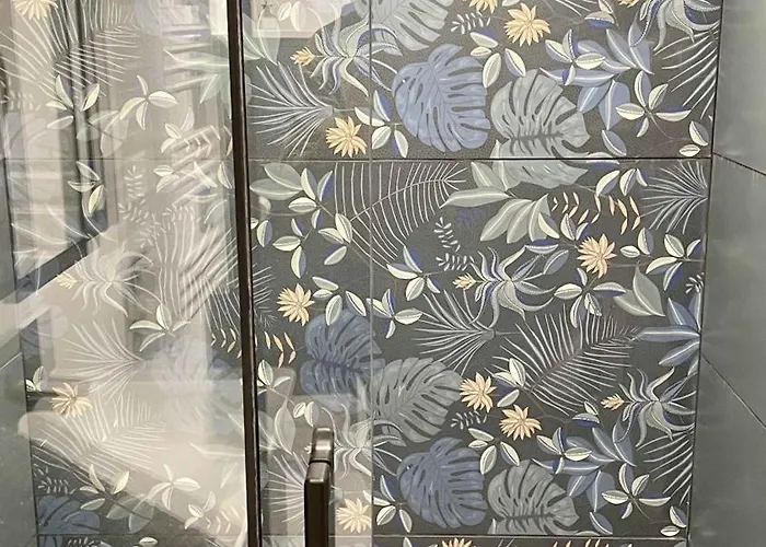 Au Calme Dans Le Quartier Historique Pour 4 Personnes Avec Espace Exterieur Apartamento