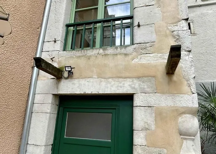 Apartamento Au Calme Dans Le Quartier Historique Pour 4 Personnes Avec Espace Exterieur